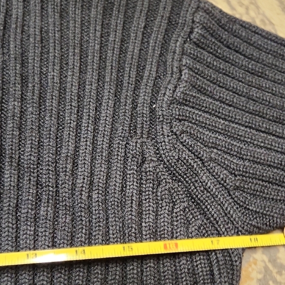 Ellen Tracy Ribbed Black Turtleneck Sweater - Picture 3 of 6